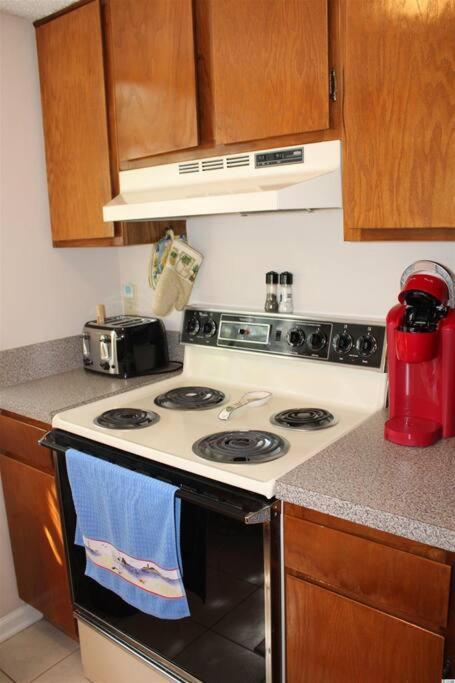 2Br Shore Dr Area: Queen: Pool: Grill: Beach: Ocean Annie'S: M28 Myrtle Beach Extérieur photo